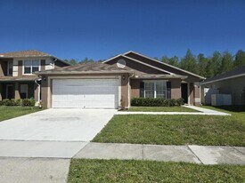 618 Windrose Dr in Orlando, FL - Building Photo