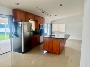 14570 SW 145th Pl in Miami, FL - Building Photo - Building Photo