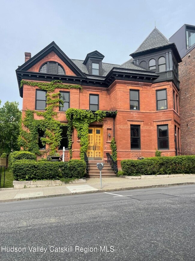 property at 420 Warren St