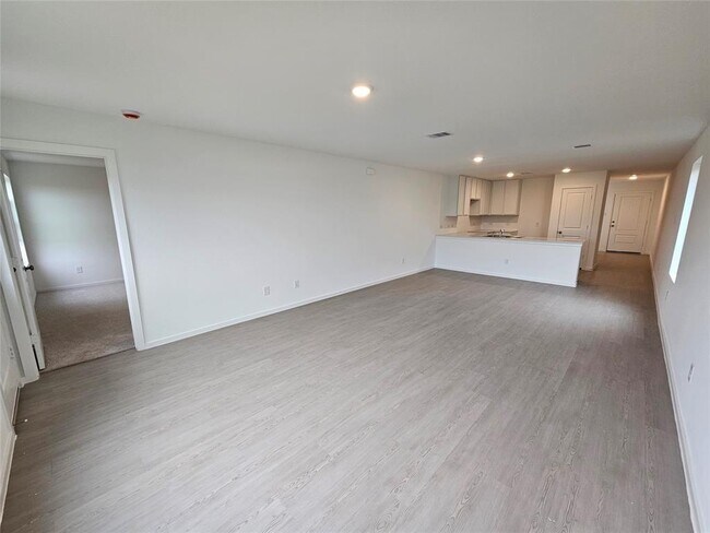 105 Stran St in Wharton, TX - Building Photo - Building Photo
