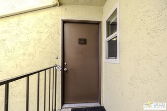 6036 Rancho Mission Rd in San Diego, CA - Building Photo - Building Photo