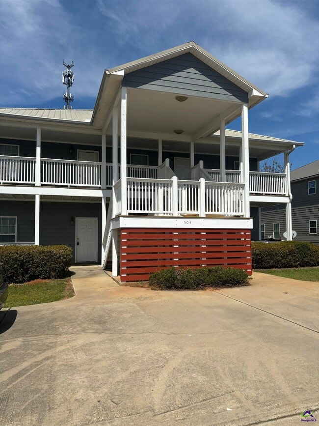 property at 504 Club Villa Court