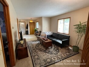 2017 22nd Ave S in Minneapolis, MN - Building Photo - Building Photo