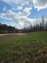 1160 Cottonwood Dr in Leakesville, MS - Building Photo - Building Photo