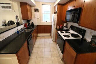 8 Caldwell Ave in Somerville, MA - Building Photo - Building Photo