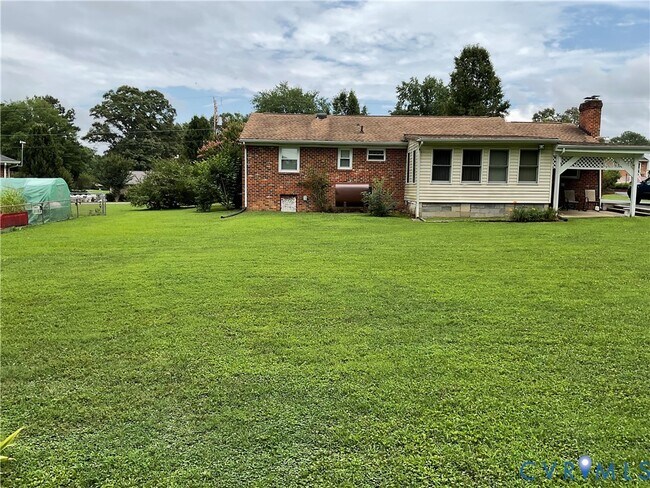 1010 N Cottonwood Rd in North Chesterfield, VA - Building Photo - Building Photo