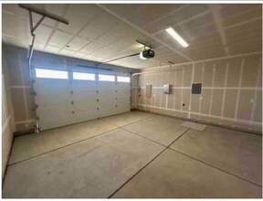 6684 E Oslin Ave in Fresno, CA - Building Photo - Building Photo