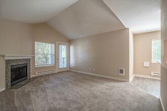 Hampshire Downs in Hillsboro, OR - Foto de edificio - Interior Photo