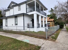 3902 Stuart St in Jacksonville, FL - Building Photo