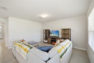 1917 SW 4th St in Cape Coral, FL - Building Photo - Building Photo