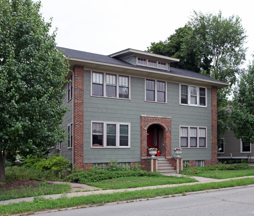 Millstream Apartments in Northville, MI - Foto de edificio