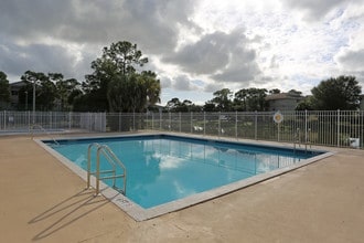 Mystic Woods in Palm Beach Gardens, FL - Building Photo - Building Photo