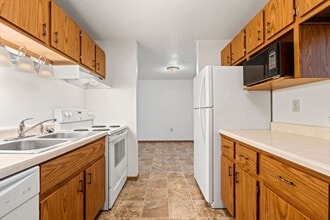 Orchard Estates Apartments in Waupaca, WI - Building Photo - Building Photo