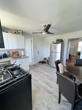 26 Elizabeth St, Unit FL2 in Jersey City, NJ - Building Photo - Building Photo