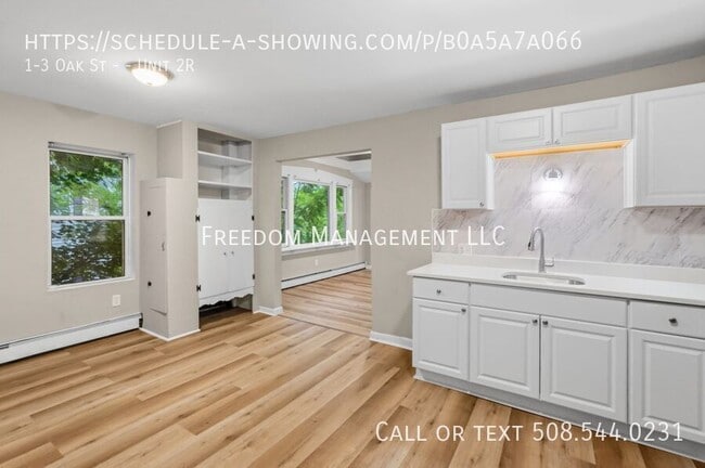 property at 1-3-3 Oak St