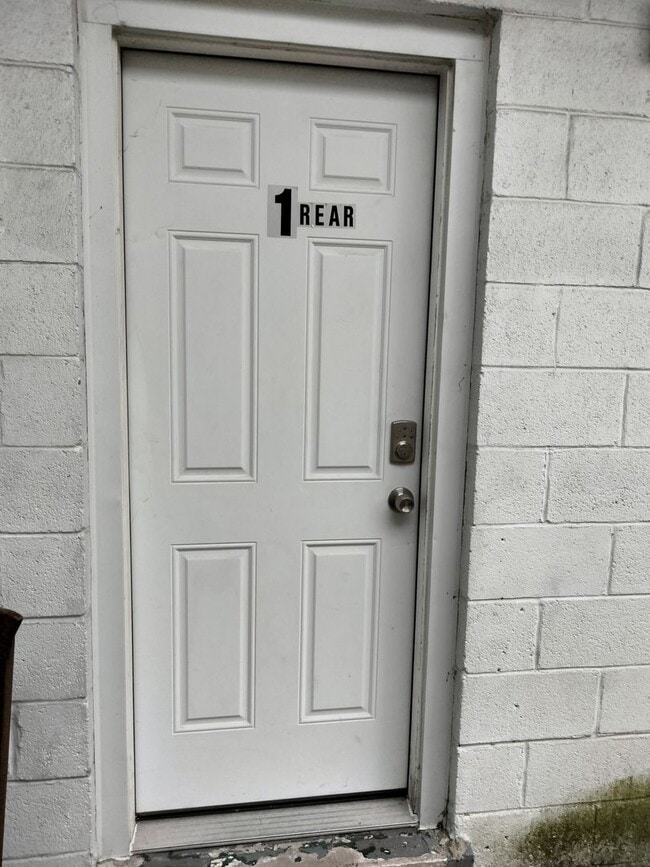 1007 Butler St in Easton, PA - Building Photo - Building Photo