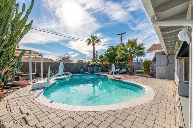 property at 8613 E Virginia Ave