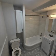 230 W Newton St, Unit 302 in Boston, MA - Building Photo - Building Photo