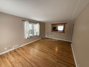 740 Lyles St SE in Grand Rapids, MI - Building Photo - Building Photo