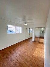 333 Vernon Ave, Unit 10 in Los Angeles, CA - Foto de edificio - Building Photo