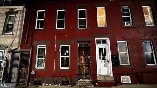 property at 828 Chestnut St