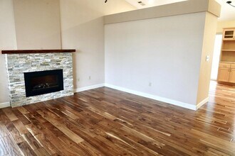 1143 Grouse Dr in Redding, CA - Building Photo - Building Photo