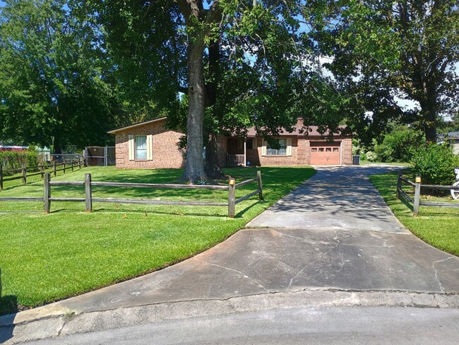 property at 312 Walnut Creek Ct