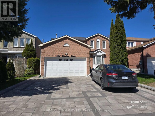 2386 Denvale Dr in Pickering, ON - Building Photo - Building Photo