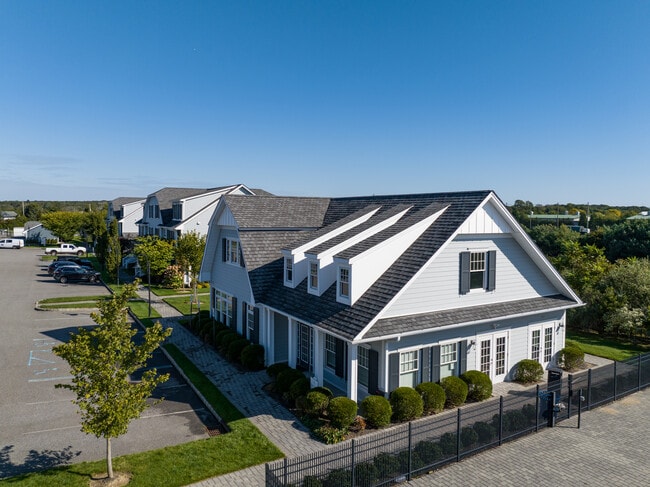 Fairfield at Southampton in Southampton, NY - Building Photo - Building Photo