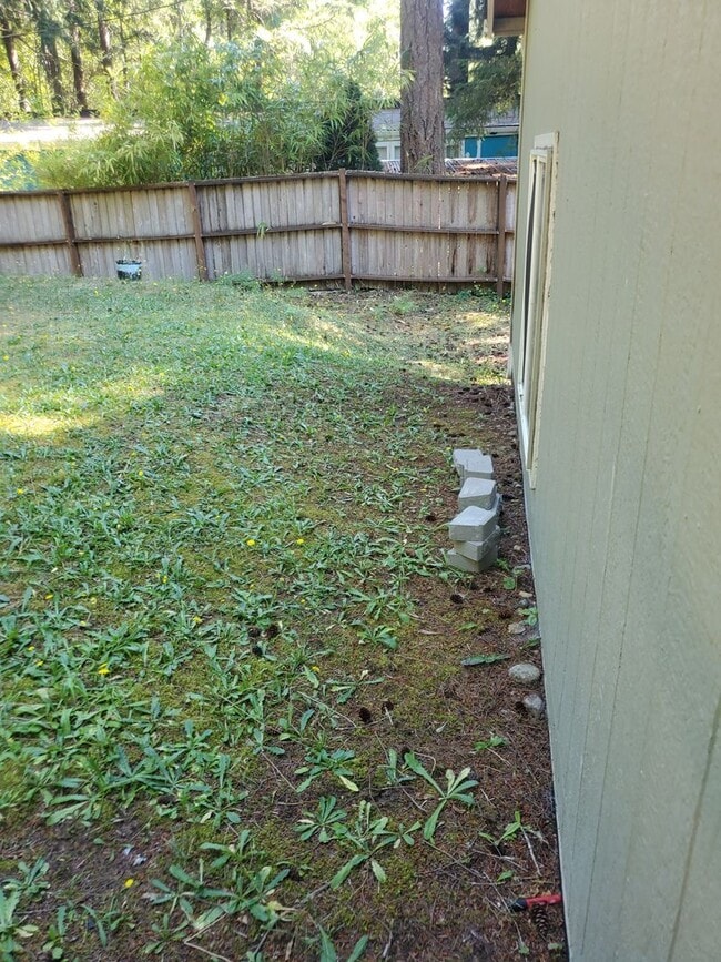 31 E Olde Lyme Rd in Shelton, WA - Building Photo - Building Photo