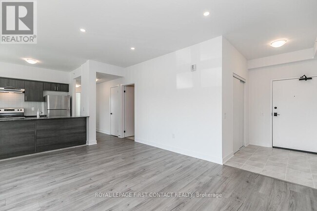 8-108 Culinary Ln in Barrie, ON - Building Photo - Building Photo