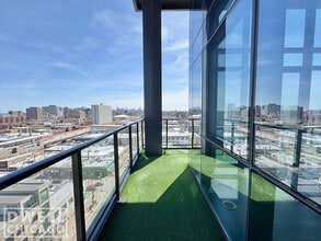 5039 N Broadway St, Unit 1 in Chicago, IL - Building Photo - Building Photo
