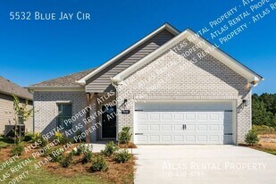 5532 Blue Jay Cir in Bessemer, AL - Building Photo