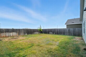 1126 Cattail Ln in Bastrop, TX - Building Photo - Building Photo