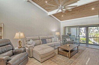 1601 Bayhouse Point Dr, Unit 206 in Sarasota, FL - Building Photo - Building Photo