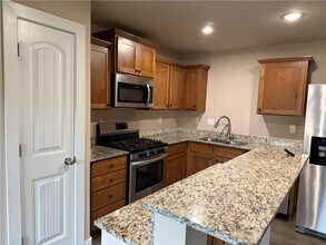 522 Vee St in Centerton, AR - Building Photo - Building Photo