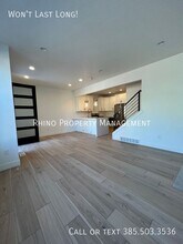 4634 Locust Hls Ct in Holladay, UT - Building Photo - Building Photo