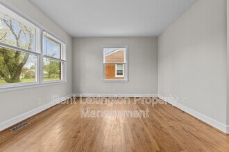 265 Zandale Dr in Lexington, KY - Building Photo - Building Photo