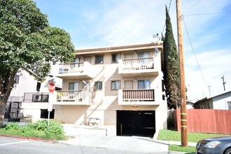 Orizaba Apartments in Long Beach, CA - Building Photo - Building Photo