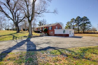 343 South Main St in Trenton, KY - Building Photo - Building Photo