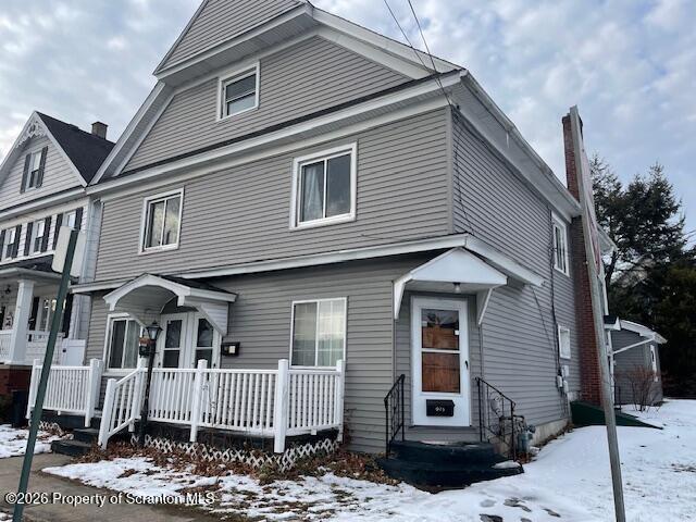 property at 975 Lincoln St