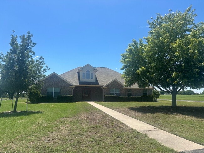 property at 535 Ross Ln