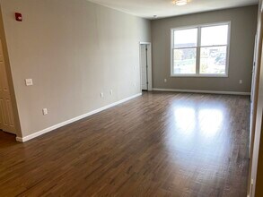 195 Ave E in Bayonne, NJ - Building Photo - Building Photo
