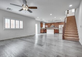 6990 Comiskey Park St in Las Vegas, NV - Building Photo - Building Photo