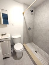 5647 NW 5th Ct in Miami, FL - Foto de edificio - Building Photo