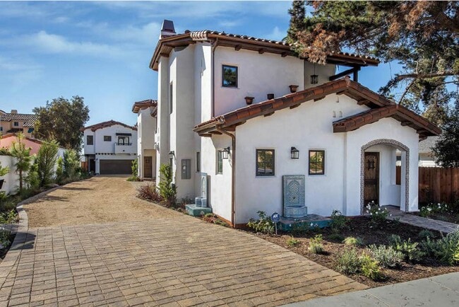 property at 4285 Carpinteria Ave