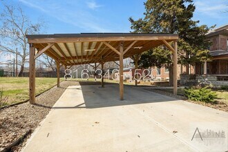 2924 Harrison St in Kansas City, MO - Building Photo - Building Photo