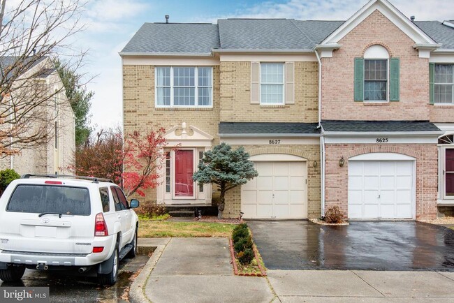 8627 Trail View Dr in Ellicott City, MD - Building Photo - Building Photo