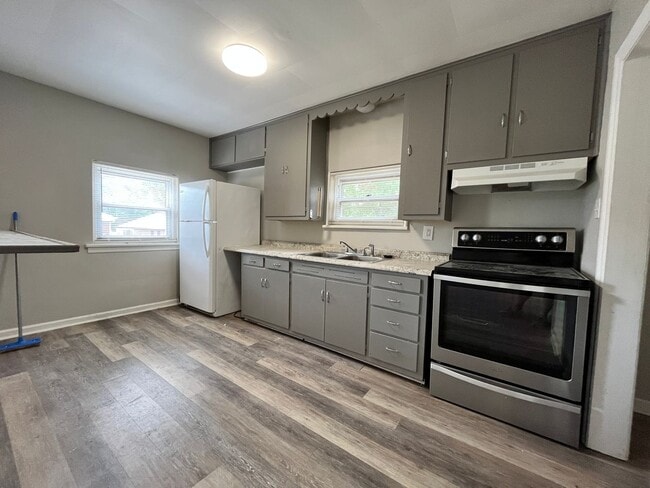 property at 861 N 11th St