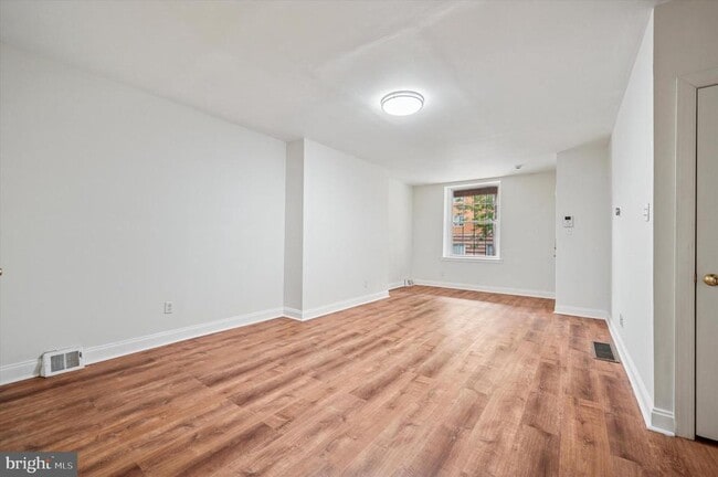 609 N 34th St in Philadelphia, PA - Building Photo - Building Photo
